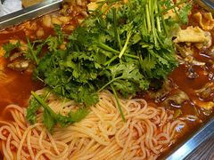 -在巷子里的烤肉店·螺蛳粉烤鱼·牛蛙(和美城店)