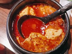 -明洞阿姨·韩式酱蟹烤肉·创意料理(三元桥店)