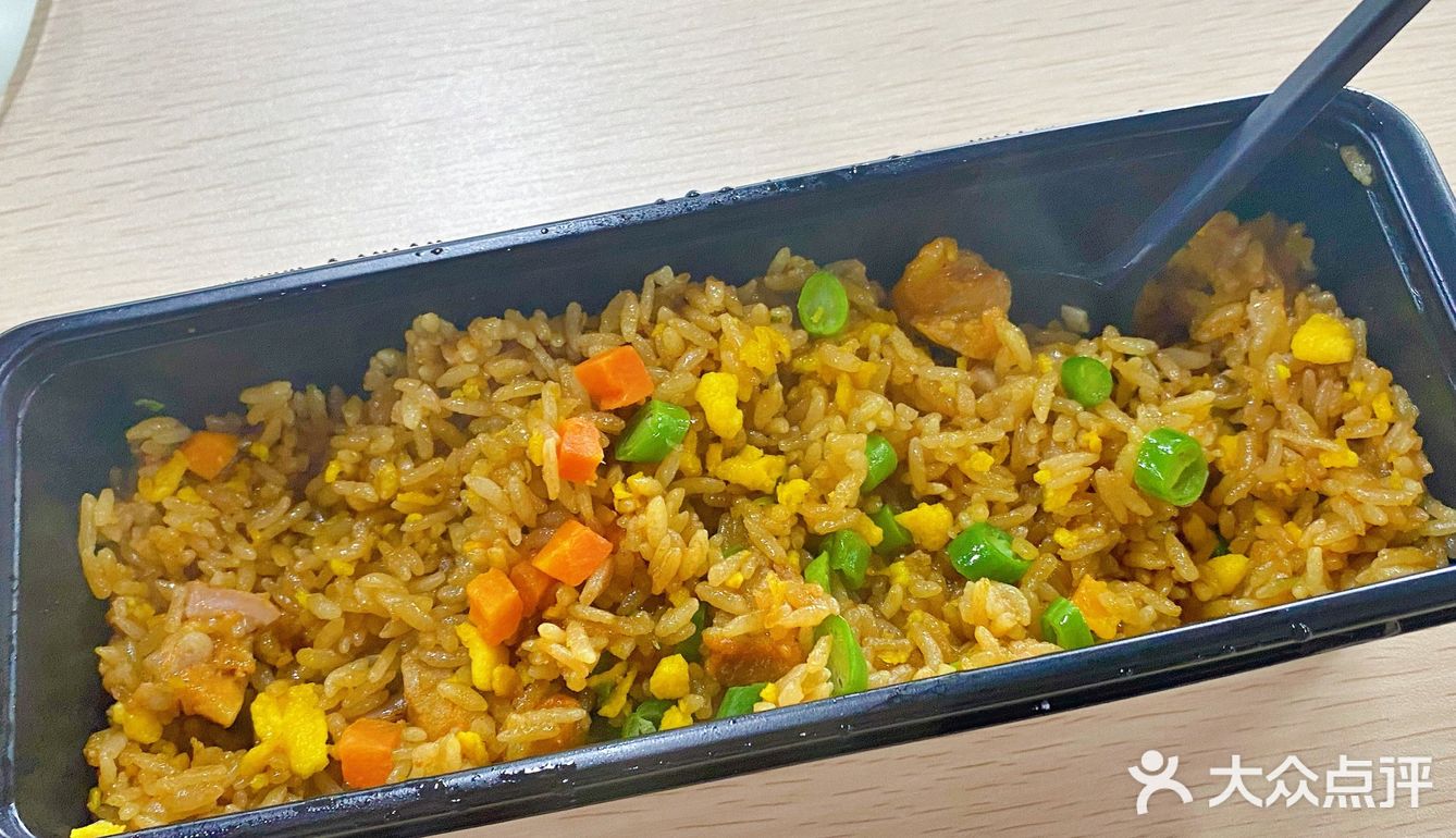 肯德基┃新奥尔良风味鸡丁日式炒饭┃速食炒饭