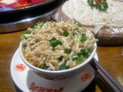 -牛市坎火锅(建设路店)