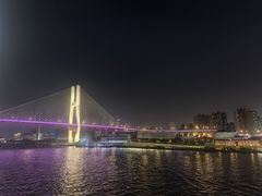 -黄浦江游览十六铺3号码头网红自助餐