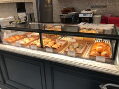 面包甜点陈列柜-法桐蛋糕·手作面包(万象城店)