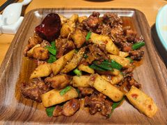 -隔壁老王·家常云南菜(花巷店)