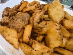 干煸馕炒肉-汗腾格里·风味餐厅(新疆驻京办店)