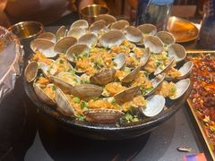 铁板烤鲜活花甲王-何师烧烤Pro ·小龙虾·江湖川菜·精酿啤酒(太古里店)