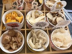 -菌自由丨野生菌火锅特色庭院餐厅(丽江古城店)
