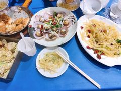 -老东镇啤酒屋海鲜加工·蒸汽海鲜·海鲜烧烤(台东店)