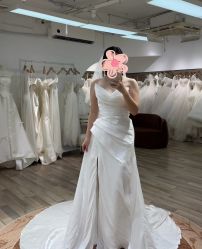 -HANSA韩纱婚纱礼服设计师集合店