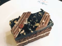 -小天鹅戴斯酒店鲸鲨百汇创作料理