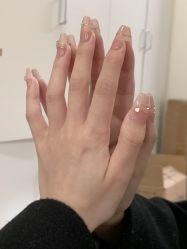 -UGIRL有个美甲