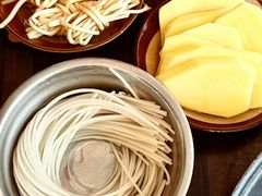 -黄潇洒老火锅(九眼桥宏济巷店)