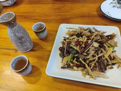 -小厨子私房菜·云南美食店
