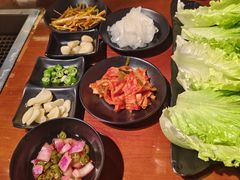 -肉甲韩国木炭烤肉(新壹街1店)