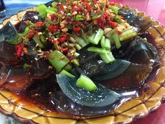 -乡土特色.冷锅鱼.牦牛肉汤锅