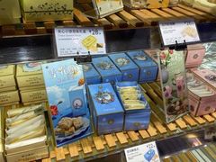 面包甜点陈列柜-巴黎贝甜(银城东苑店)