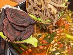 -黔三一夺夺粉酸汤火锅(百信店)
