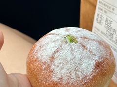 抹茶红豆包-floury