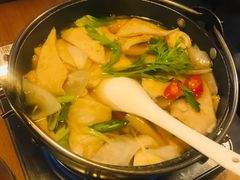 鱼饼汤-富乐满韩国正宗炸鸡韩国料理(虹泉路店)