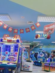 -莫莉幻想儿童乐园(哈尔滨王府井店)
