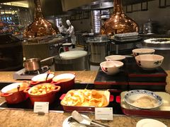 -华邑酒店·鲜艳全日自助餐厅