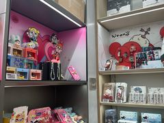 -泡泡玛特POPMART(杭州乐堤港店)