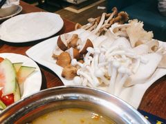 -龙聚德北京烤鸭(沙坪坝华宇A馆店)