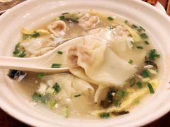 小馄饨-三两春肚肺汤(崂山路店)