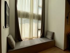 -上海虹桥中心爱琴海亚朵S酒店