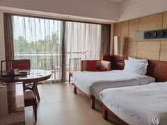 -三亚湾海居铂尔曼度假酒店