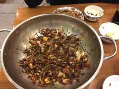 蛙蛙叫干锅年代(东直门簋街店)-蛙蛙叫干锅年代(簋街总店)