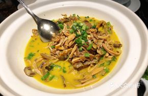 Braised River Clams
