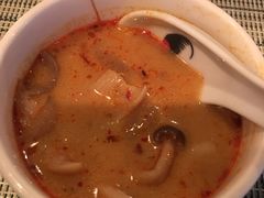 海鲜冬阴功汤-The COOK·厨餐厅·自助餐(浦东嘉里大酒店)