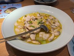 -蜜桃餐厅·伴山(绿宝广场店)