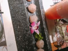 干贝咸蛋黄虾滑-哥老官重庆美蛙鱼头(西湖银泰十一哥店)