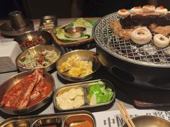 -草家酱蟹炭火烤肉店(珲春南路一店)