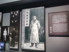 -龙华烈士纪念馆-停车场