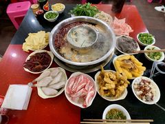 现划鳝鱼-储奇门鳝鱼火锅(总店)