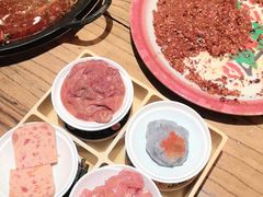 -旧街市鲜货老火锅(大光路店)