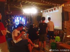 -玩坞轰趴馆·户外团建聚会主题生日派对馆(世豪广场店)
