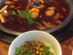 -佘记全家福芋儿鸡(向阳街总店)