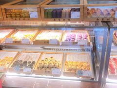 面包甜点陈列柜-南宋胡记(杭州体育场路店)