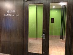 -上海虹桥西郊假日酒店