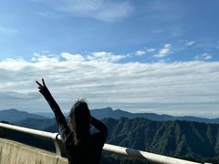 -峨眉山报国寺