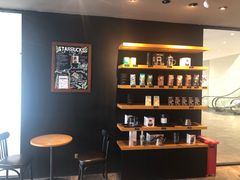 -星巴克(宁波东门银泰店)