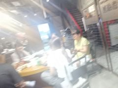 -琥珀老六龙虾(四里河店)