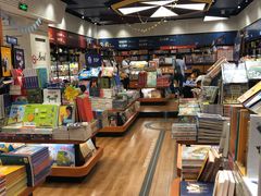 -西西弗书店&矢量咖啡(凯德晶萃广场店)