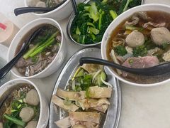 -颂记牛肉粉