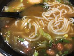 -龙记桂林米粉(财满街店)
