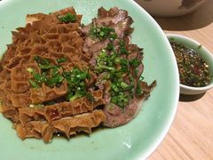 -锦粤宫·融合粤菜(上海金沙江店)