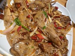 -风光老灶麻辣香锅(大成路翠微百货店)